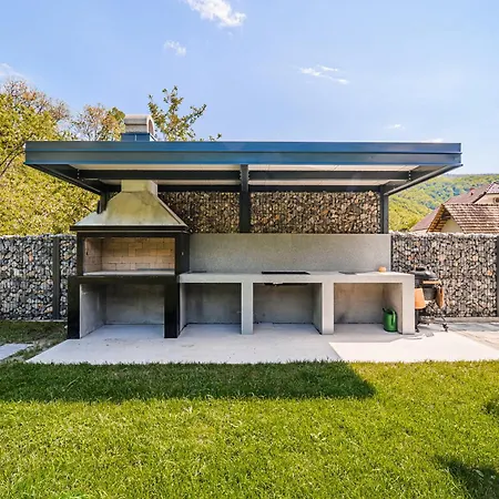 Loti With Private Hot Tub *